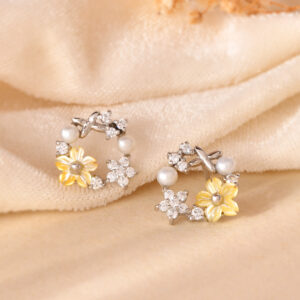 Luxe Petal Pearl Hoop Earrings