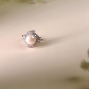 Pearl Radiance Ring